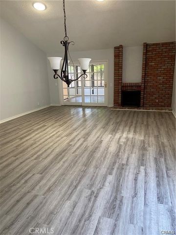 2021 Barclay Court, Santa Ana, CA 92701