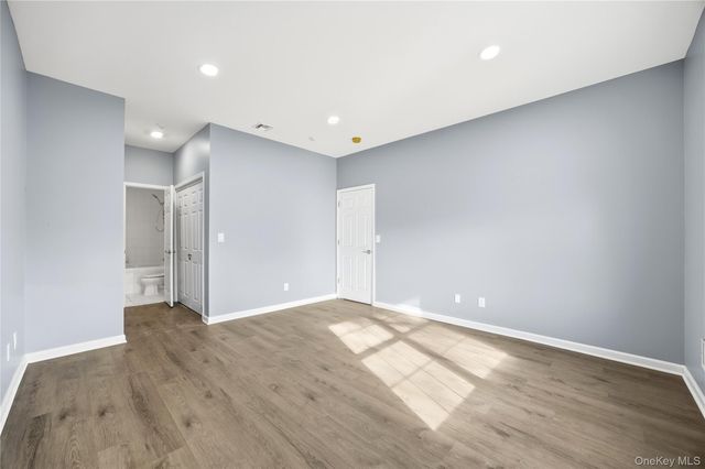 55 Oyster Cove Lane, Blue Point, NY 11715