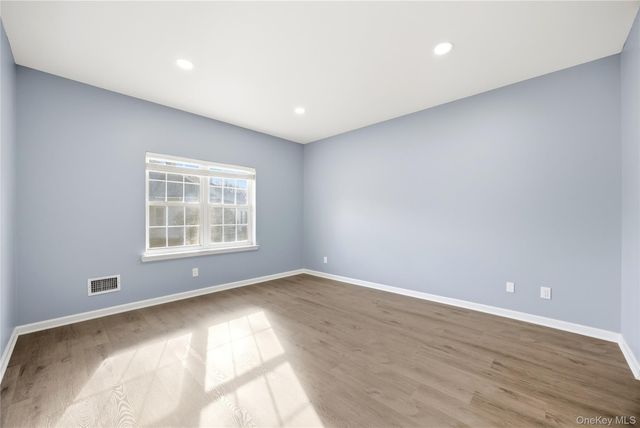 55 Oyster Cove Lane, Blue Point, NY 11715