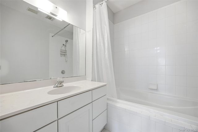 55 Oyster Cove Lane, Blue Point, NY 11715