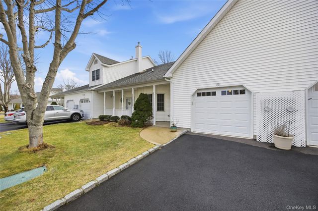 55 Oyster Cove Lane, Blue Point, NY 11715