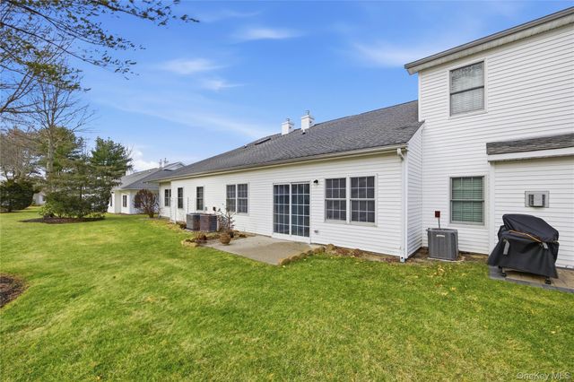 55 Oyster Cove Lane, Blue Point, NY 11715