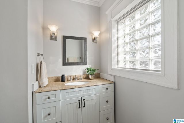 3226 CLIFF ROAD S, Birmingham, AL 35205