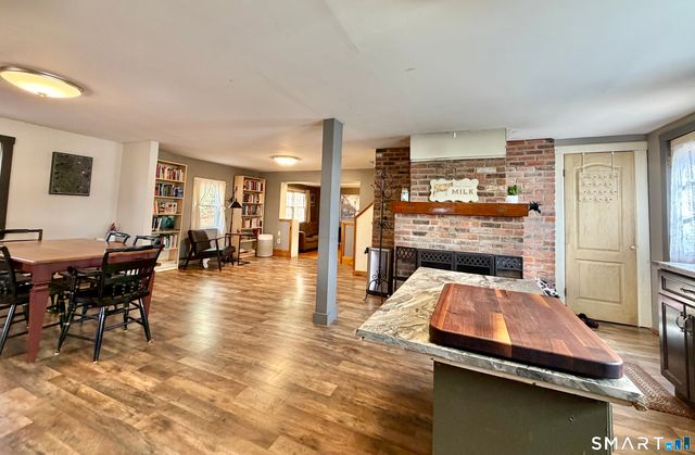 45 Breaults Landing Road, Thompson, CT 06277