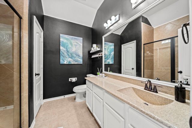 2611 Winding Creek Way, Conroe, TX 77385