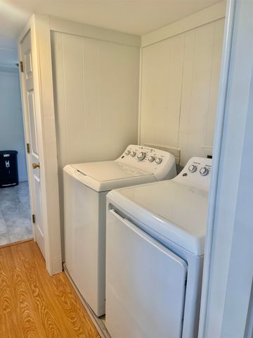 6 Boe Road, Holderness, NH 03245