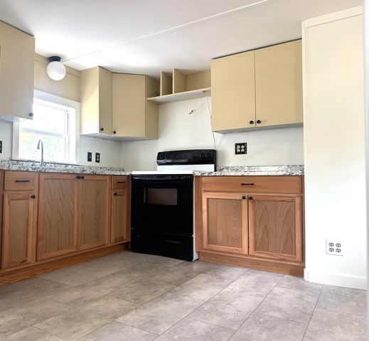 6 Boe Road, Holderness, NH 03245