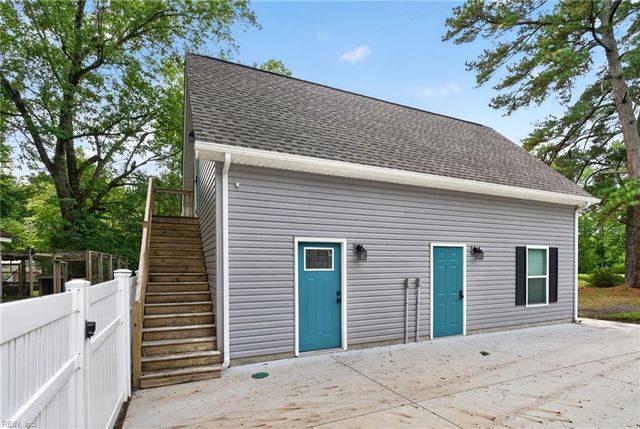 821A N Liberty Spring RD, Suffolk, VA 23434