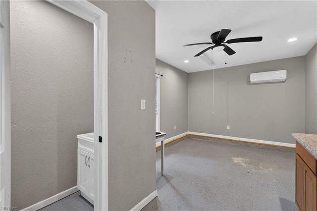821A N Liberty Spring RD, Suffolk, VA 23434