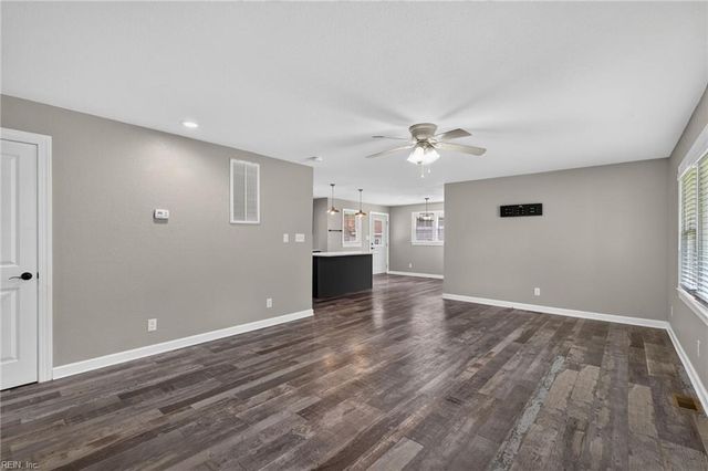 821A N Liberty Spring RD, Suffolk, VA 23434