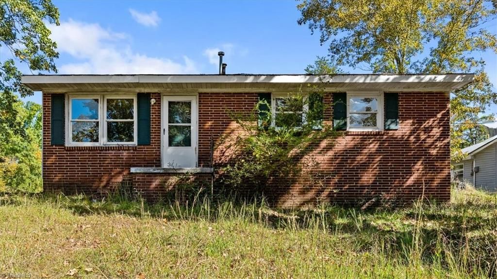 400 Kings Drive, Eden, NC 27288