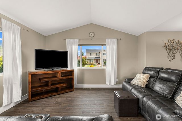 712 S Lexington Place, East Wenatchee, WA 98802