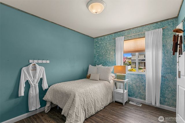 712 S Lexington Place, East Wenatchee, WA 98802