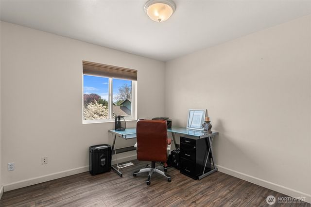 712 S Lexington Place, East Wenatchee, WA 98802