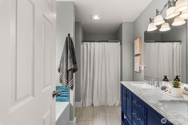 712 S Lexington Place, East Wenatchee, WA 98802