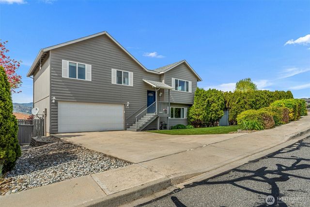 712 S Lexington Place, East Wenatchee, WA 98802