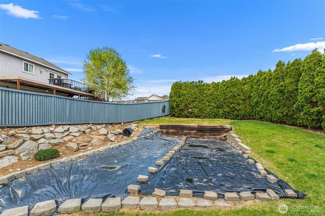 712 S Lexington Place, East Wenatchee, WA 98802