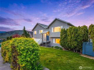712 S Lexington Place, East Wenatchee, WA 98802