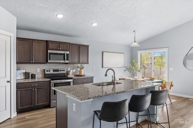 19263 Crazy Bear Way, Caldwell, ID 83605