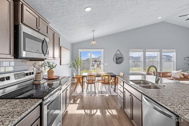 19263 Crazy Bear Way, Caldwell, ID 83605