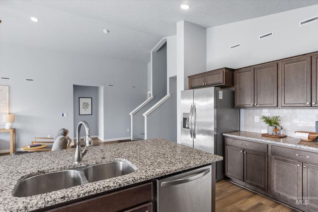 19263 Crazy Bear Way, Caldwell, ID 83605