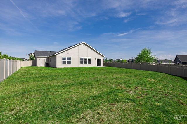 19263 Crazy Bear Way, Caldwell, ID 83605