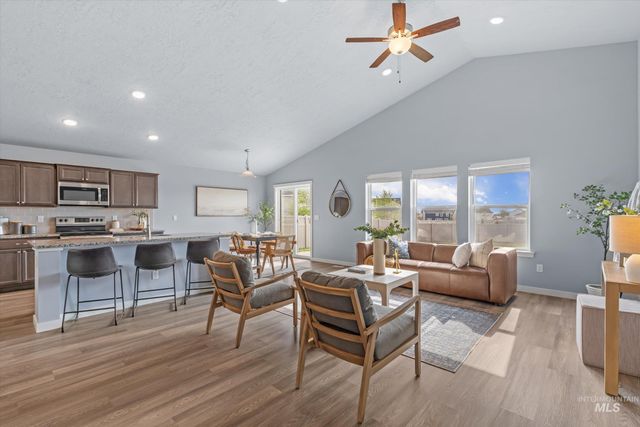 19263 Crazy Bear Way, Caldwell, ID 83605