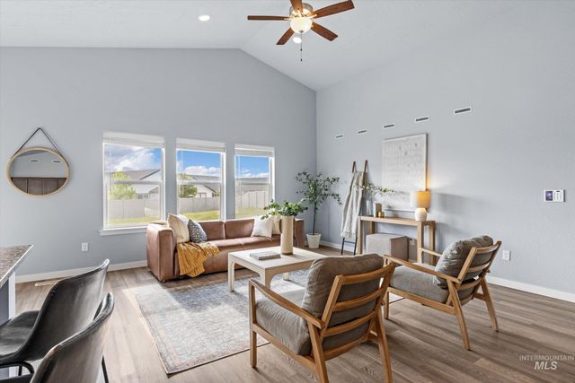 19263 Crazy Bear Way, Caldwell, ID 83605