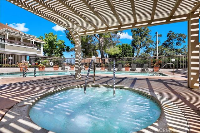 22198 Cedar Pointe, Lake Forest, CA 92630