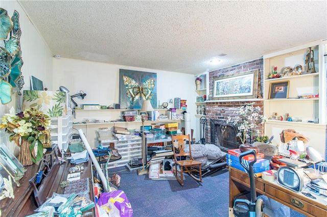 9028 E 96Th Terrace, Kansas City, MO 64134