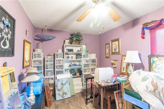9028 E 96Th Terrace, Kansas City, MO 64134