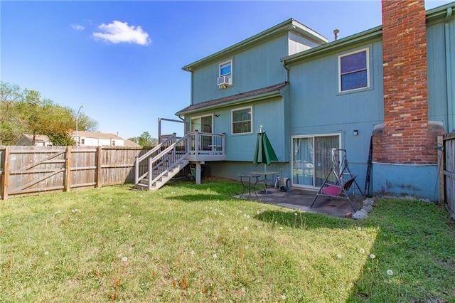 9028 E 96Th Terrace, Kansas City, MO 64134