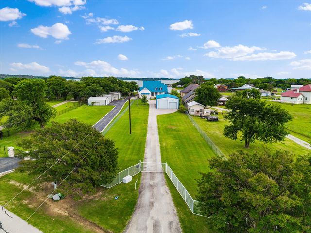 6625 Sandy Beach Road, Azle, TX 76020