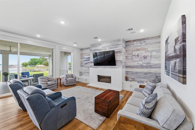 6625 Sandy Beach Road, Azle, TX 76020