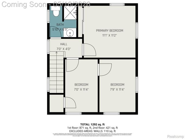 2126 Roslyn Road, Grosse Pointe Woods, MI 48236