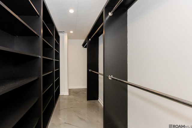 12424 Mollylea Dr, Baton Rouge, LA 70815