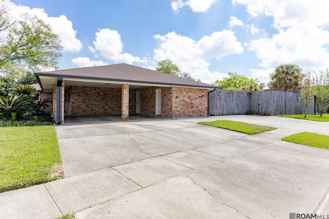12424 Mollylea Dr, Baton Rouge, LA 70815