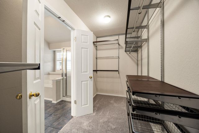 707 Thrush DR, Leander, TX 78641