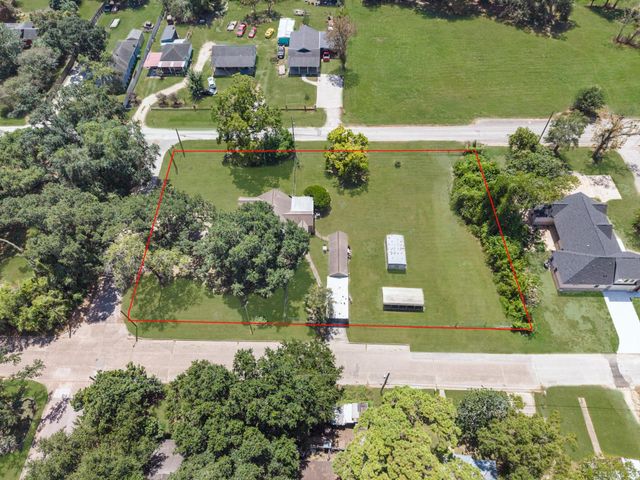 405 Missouri Street, Liberty, TX 77575