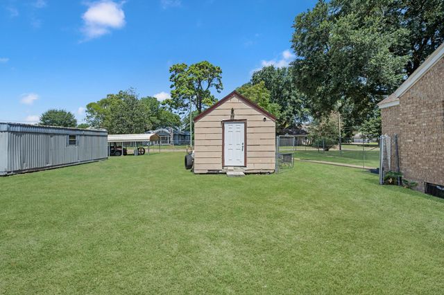 405 Missouri Street, Liberty, TX 77575