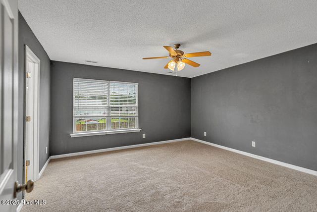 106 Briar Hollow Drive, Jacksonville, NC 28540