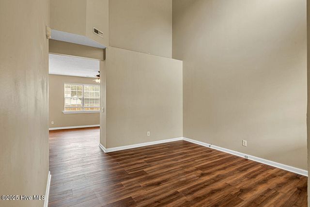 106 Briar Hollow Drive, Jacksonville, NC 28540