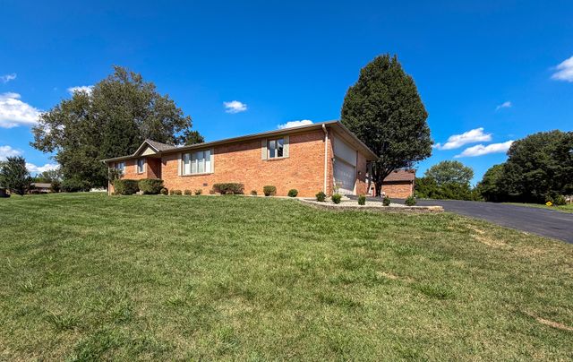 110 Highland Church Road, Paducah, KY 42001