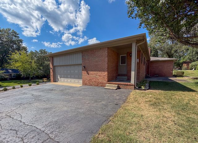 110 Highland Church Road, Paducah, KY 42001