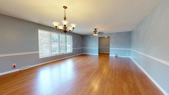 110 Highland Church Road, Paducah, KY 42001