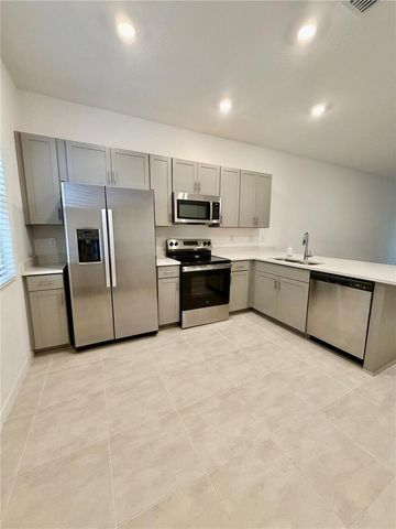 8581 DAYBREAK STREET, Sarasota, FL 34241