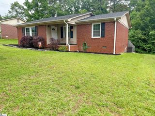 241 Sunnyglen Drive, Greer, SC 29651