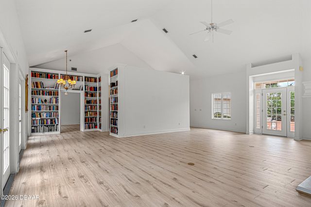 25 Lazy Eight Drive, Port Orange, FL 32128