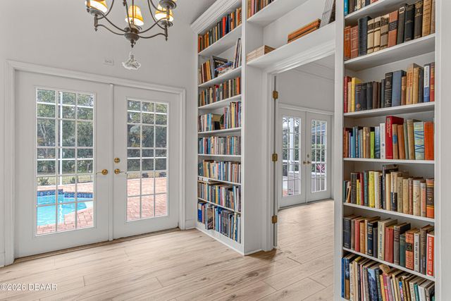 25 Lazy Eight Drive, Port Orange, FL 32128