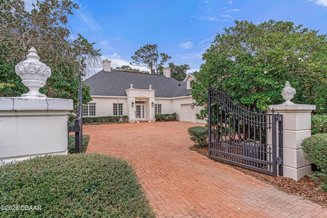 25 Lazy Eight Drive, Port Orange, FL 32128